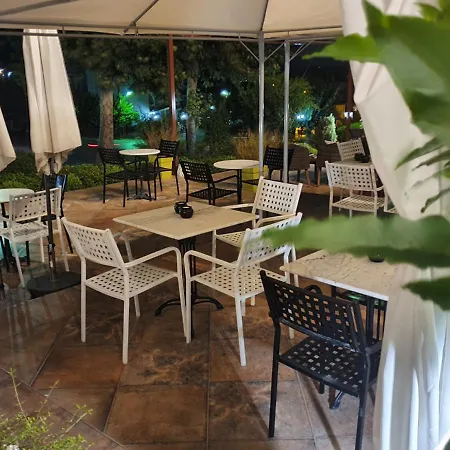 Hotell Theatro Odysseon