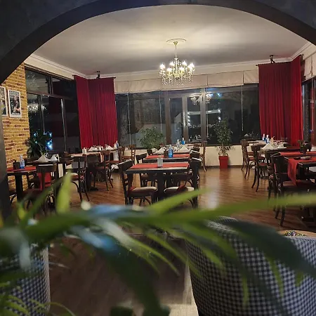 Theatro Odysseon Отель Калампака