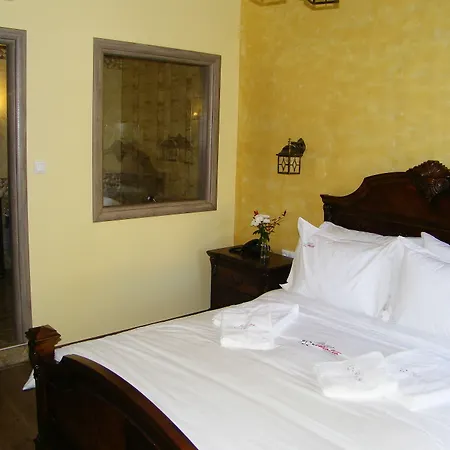 Theatro Odysseon Отель