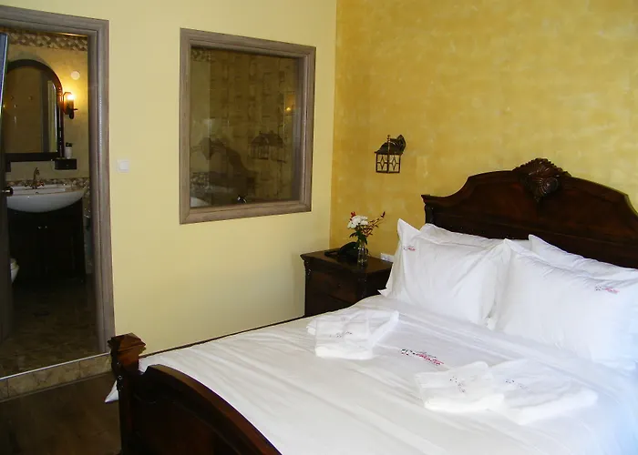 Theatro Odysseon מלון