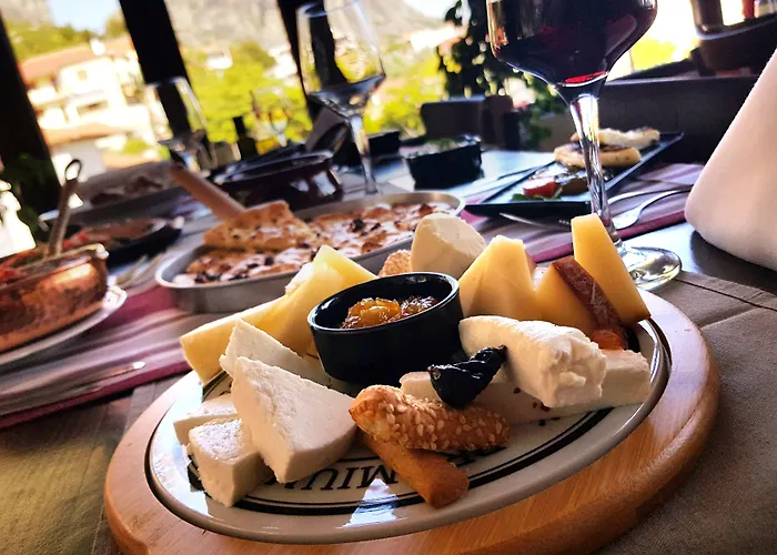 מלון Theatro Odysseon