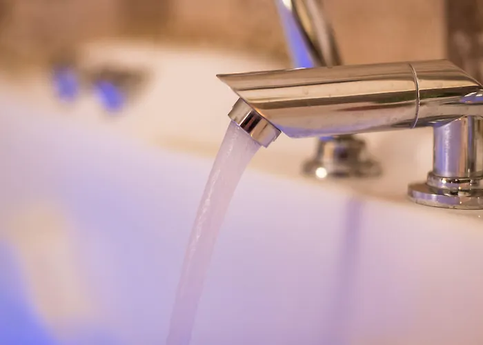 Theatro Odysseon מלון 4*