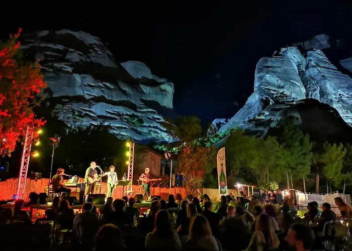 מלון Theatro Odysseon קאלאבאקה