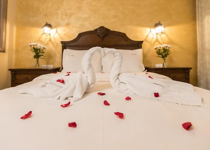 מלון Theatro Odysseon